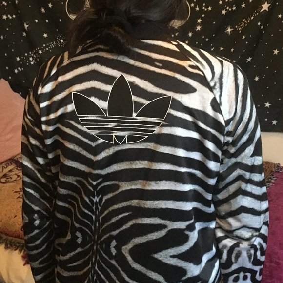 adidas jacket optical illusion